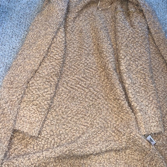 Random tops - Picture 6 of 6